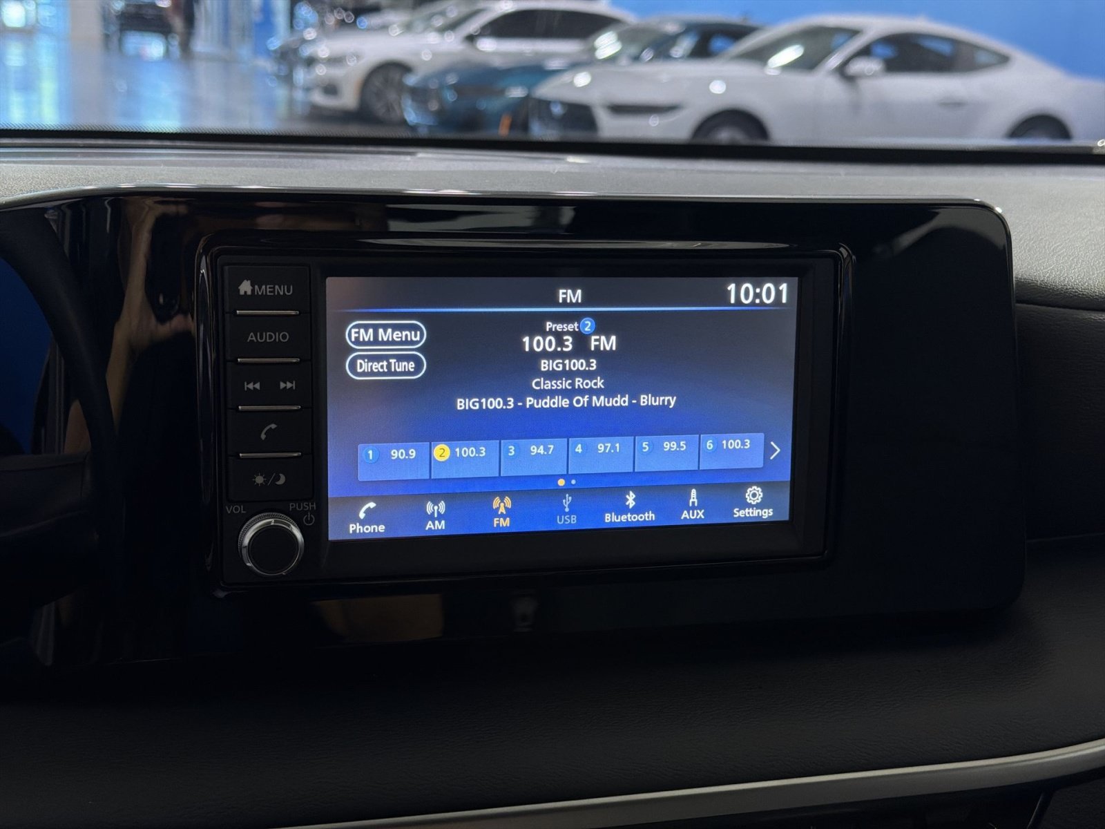 Used 2025 Nissan Kicks S FWD image 31