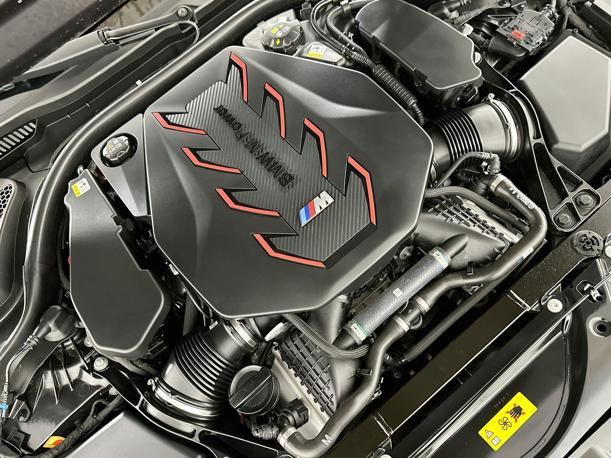 Used 2025 BMW M5 w/ Carbon Package AWD/4WD image 31