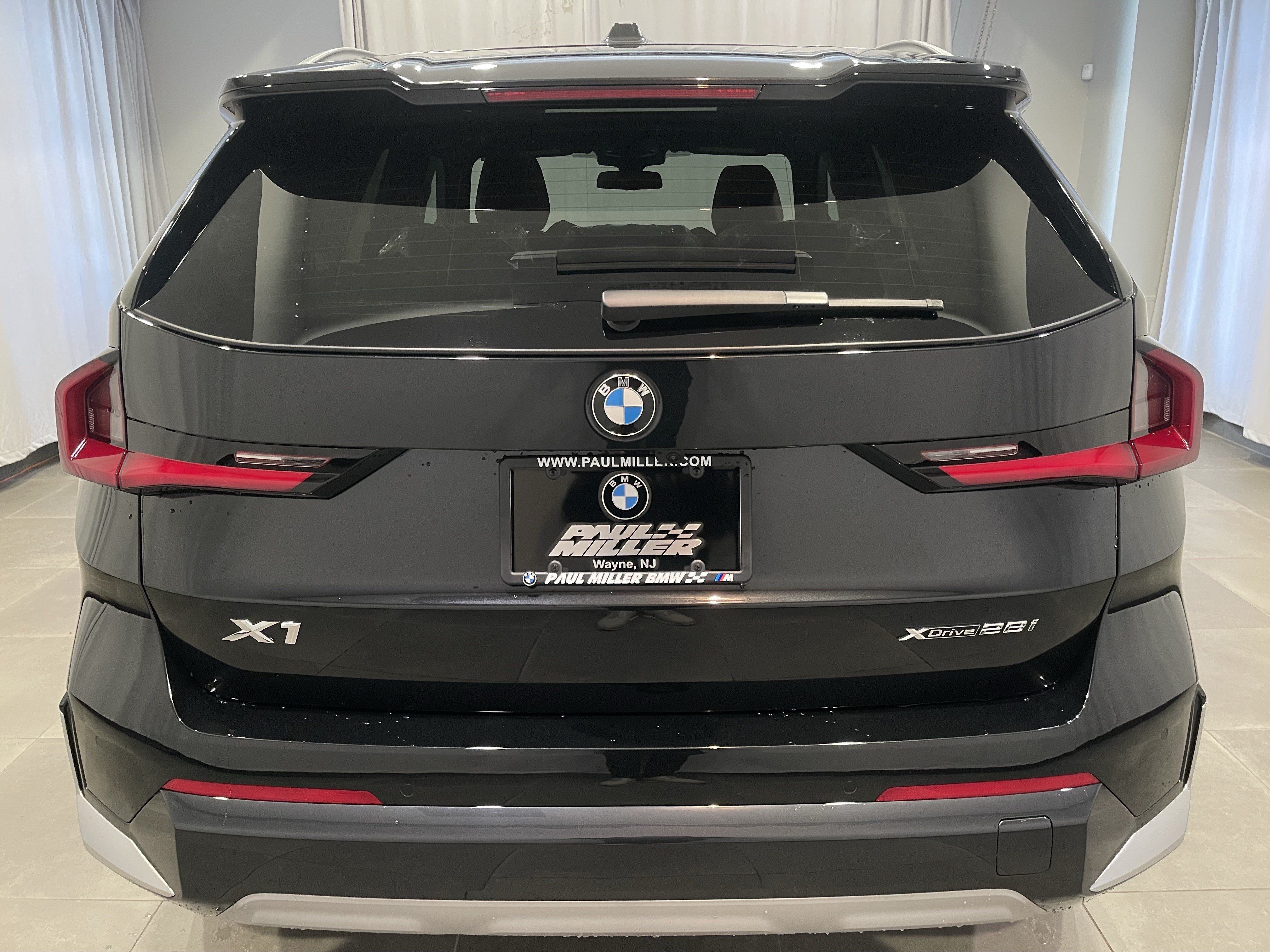 New 2026 BMW X1 xDrive28i w/ Convenience Package AWD/4WD image 5