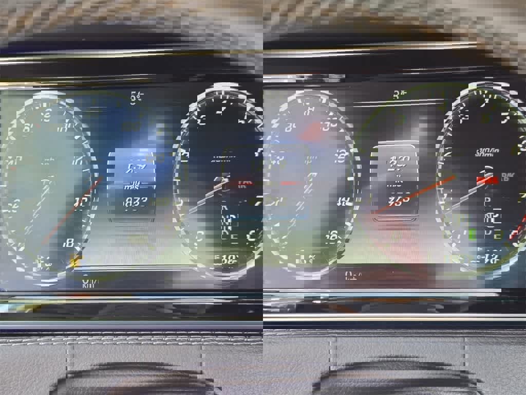 Used 2017 Mercedes-Benz S 550 Cabriolet w/ Sport Package image 19