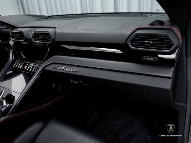 Used 2023 Lamborghini Urus S AWD/4WD image 42