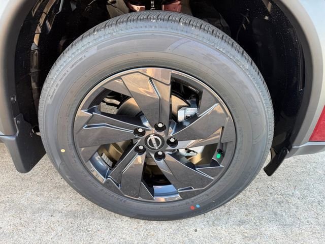 New 2026 Nissan Rogue SV w/ Cold Weather Package FWD image 9