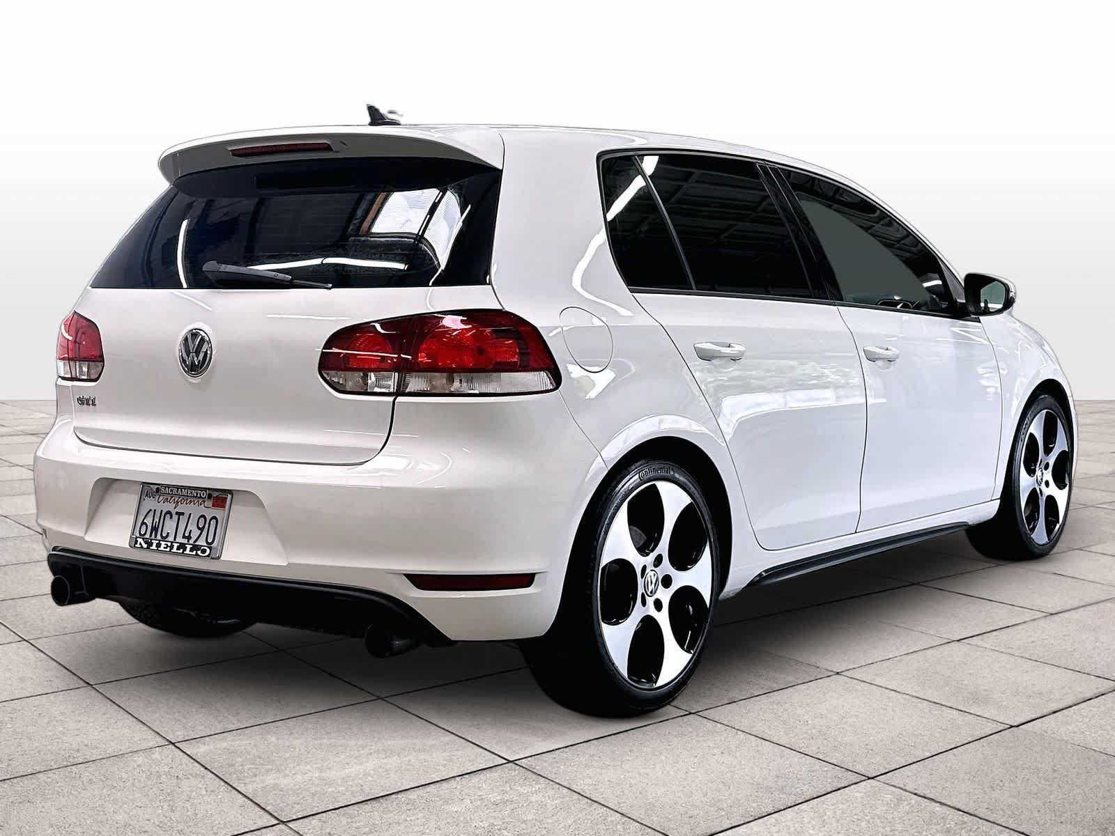 Used 2012 Volkswagen GTI 4-Door FWD image 9