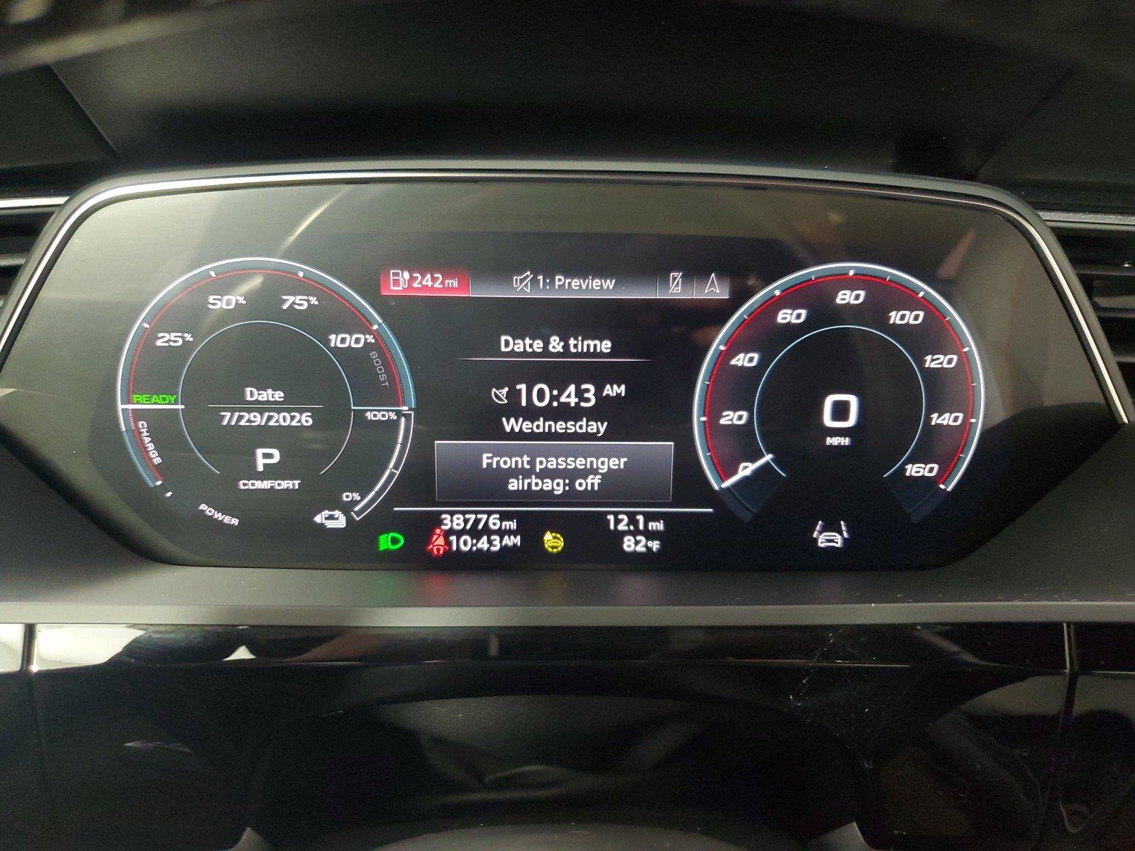 Certified 2024 Audi Q8 e-tron Prestige w/ Prestige Package AWD/4WD image 27