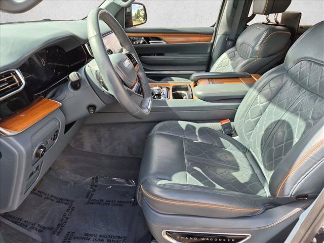 Used 2024 Jeep Grand Wagoneer Series III w/ Rear Seat Video Group 1 AWD/4WD image 17