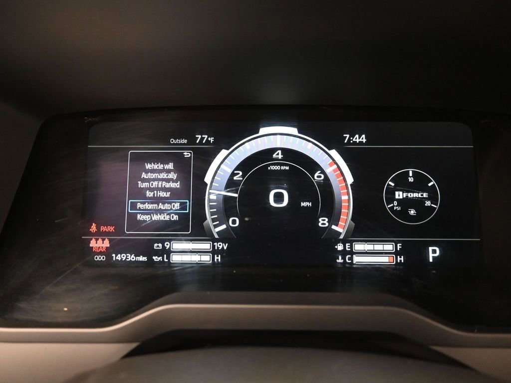 Used 2026 Toyota Tundra Limited AWD/4WD image 19