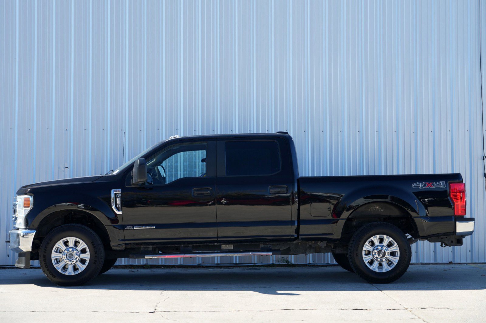 Used 2022 Ford F250 XL w/ STX Appearance Package image 8