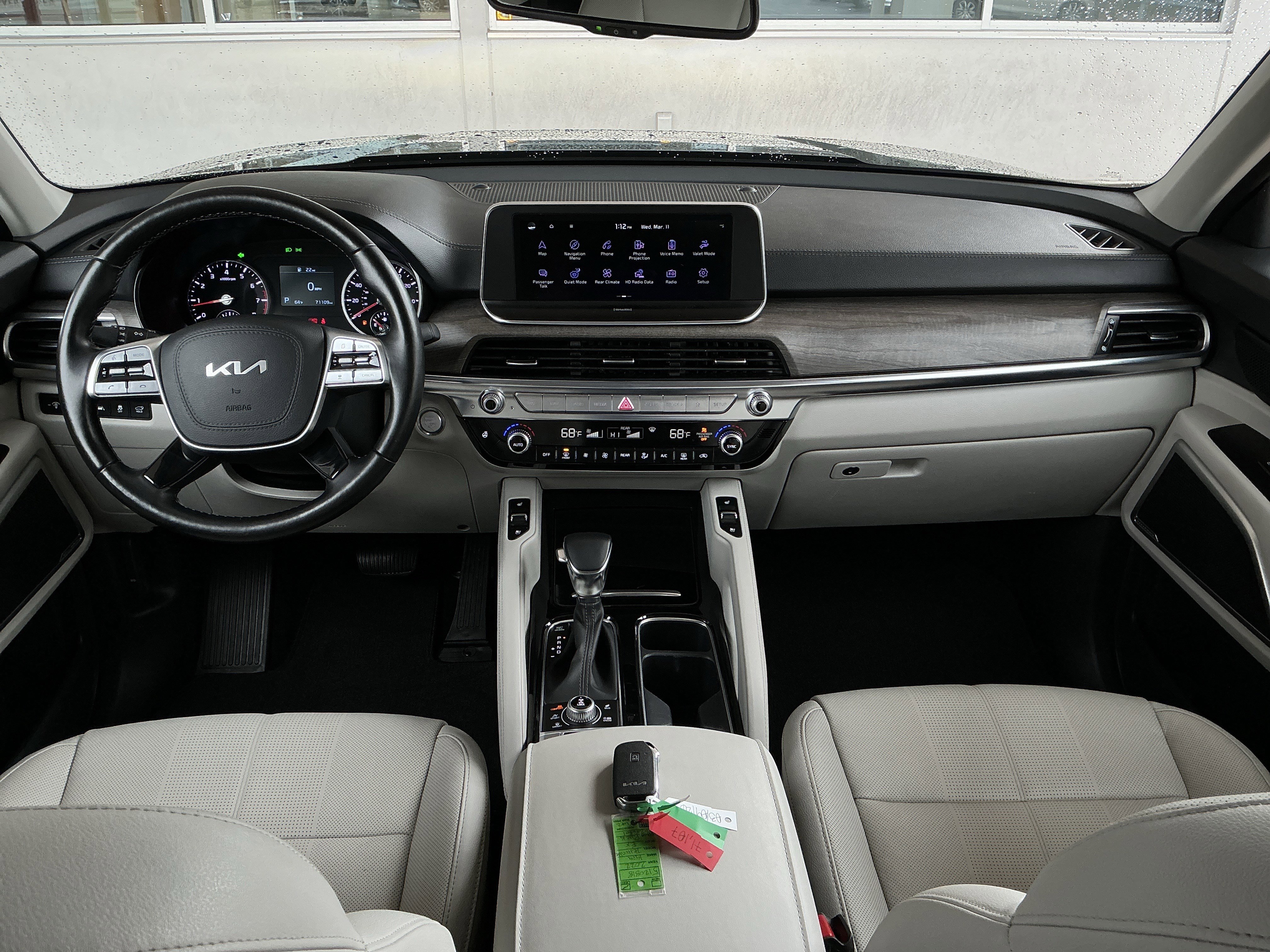Used 2022 Kia Telluride EX w/ EX Premium Package image 4