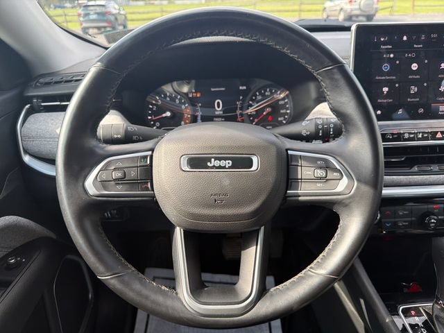 Used 2022 Jeep Compass Latitude AWD/4WD image 14