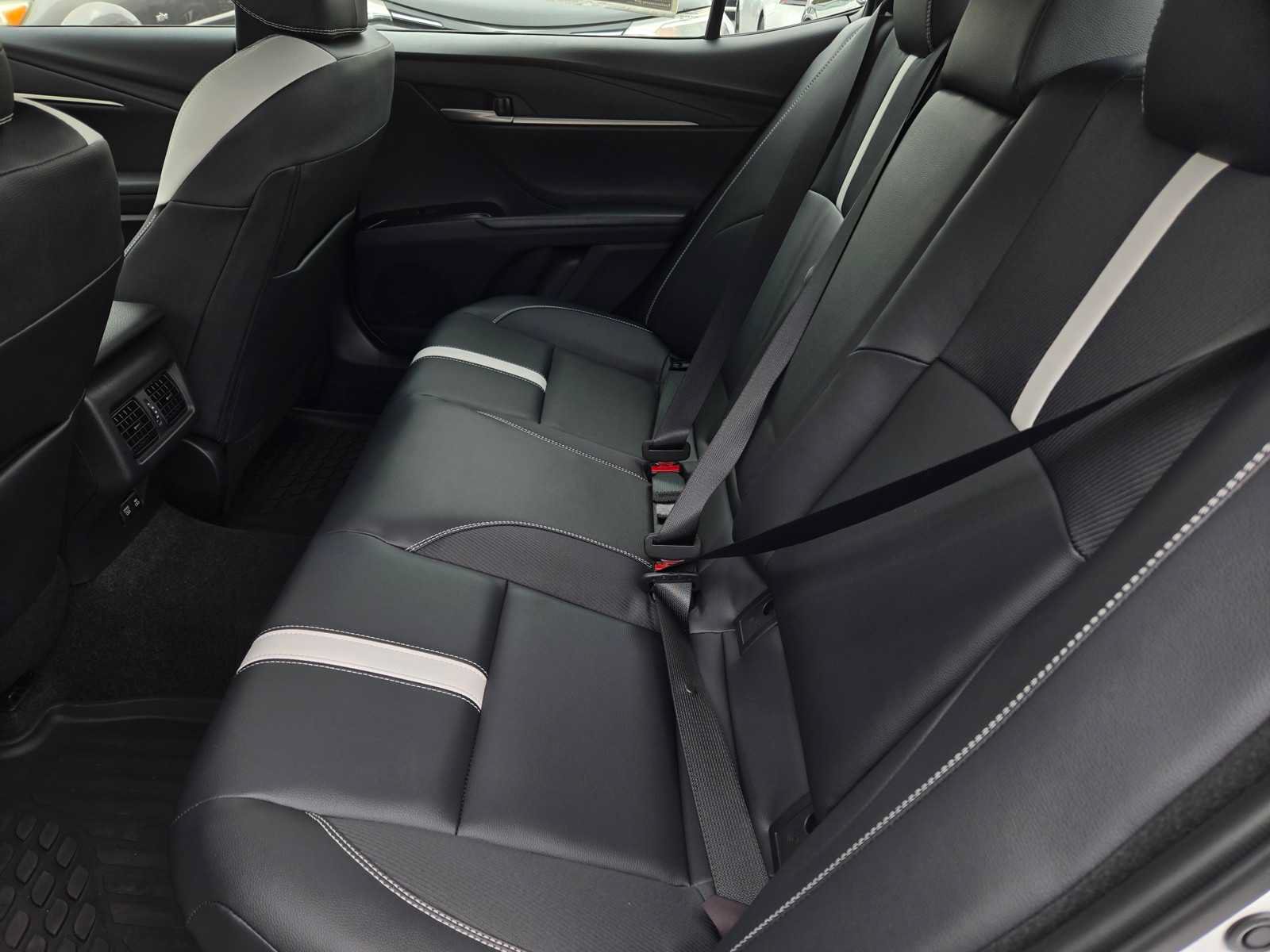 Certified 2026 Toyota Camry SE w/ Convenience Package FWD image 11