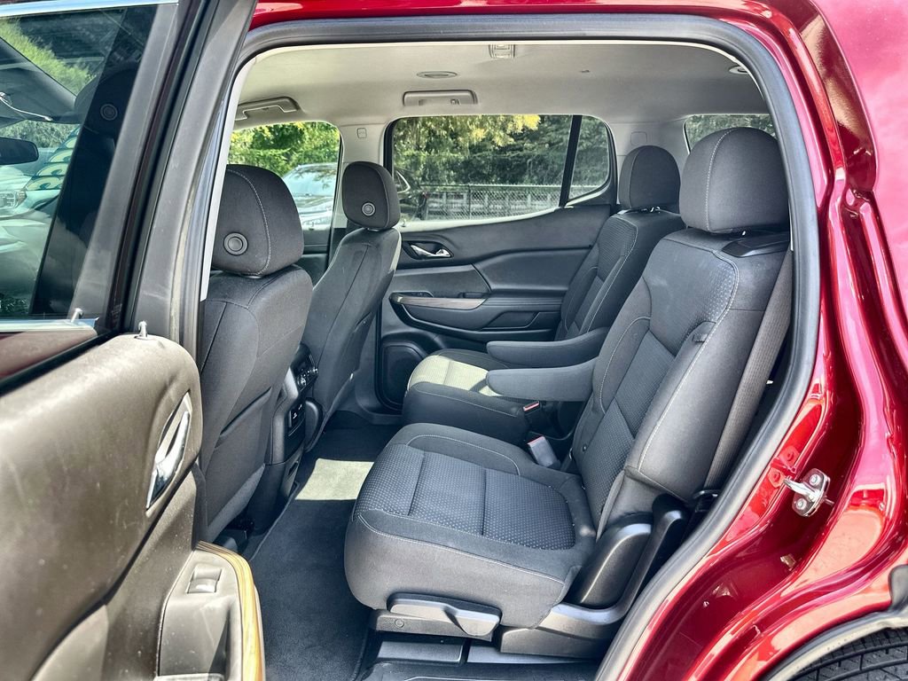 Certified 2023 GMC Acadia SLE w/ Driver Convenience Package image 24
