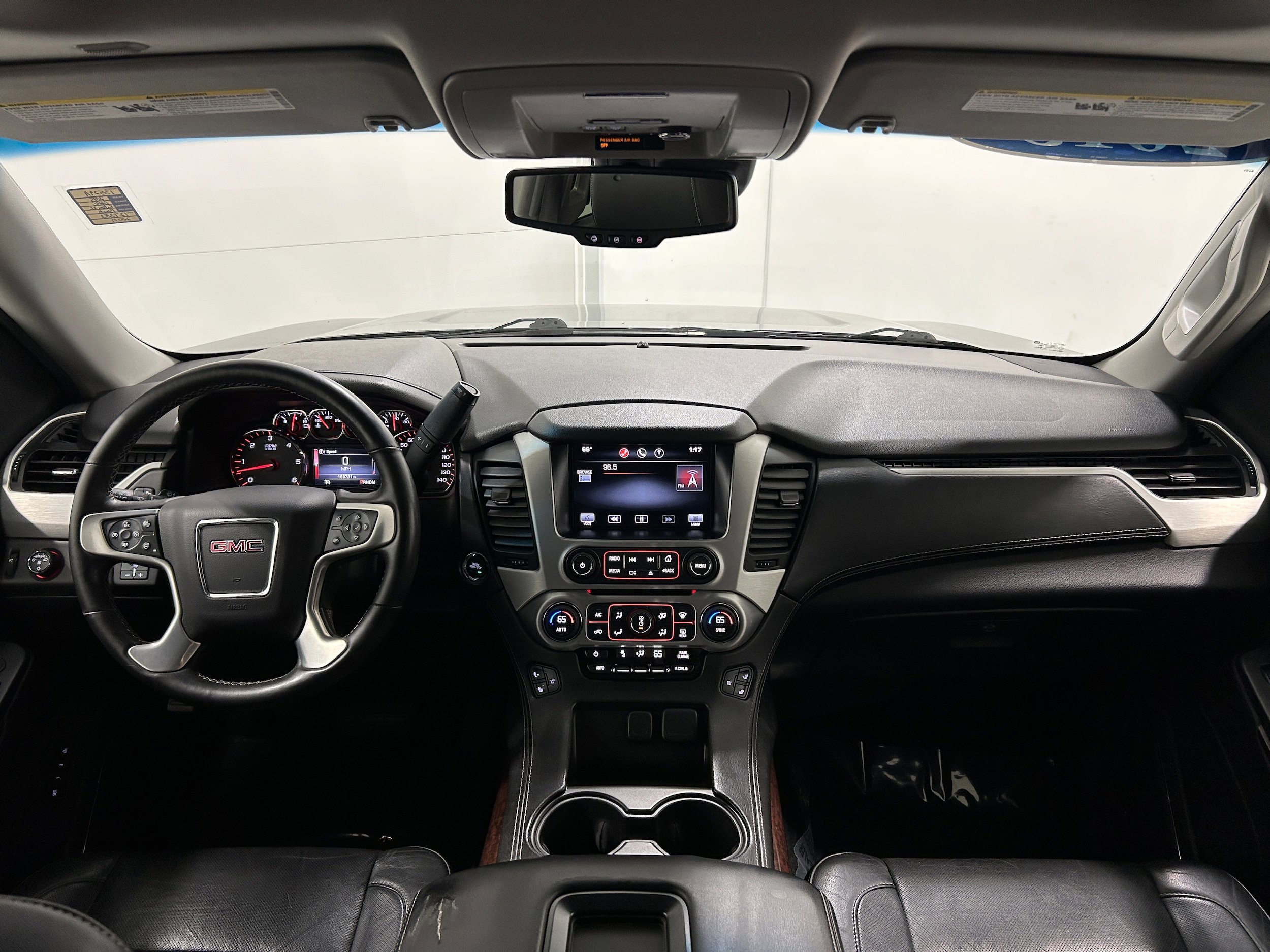 Used 2015 GMC Yukon XL SLT w/ Open Road Package AWD/4WD image 14