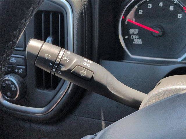 Used 2021 Chevrolet Silverado 1500 LT RWD image 16