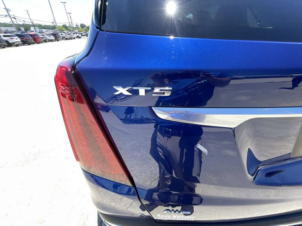 Certified 2025 Cadillac XT5 Premium Luxury AWD/4WD image 32