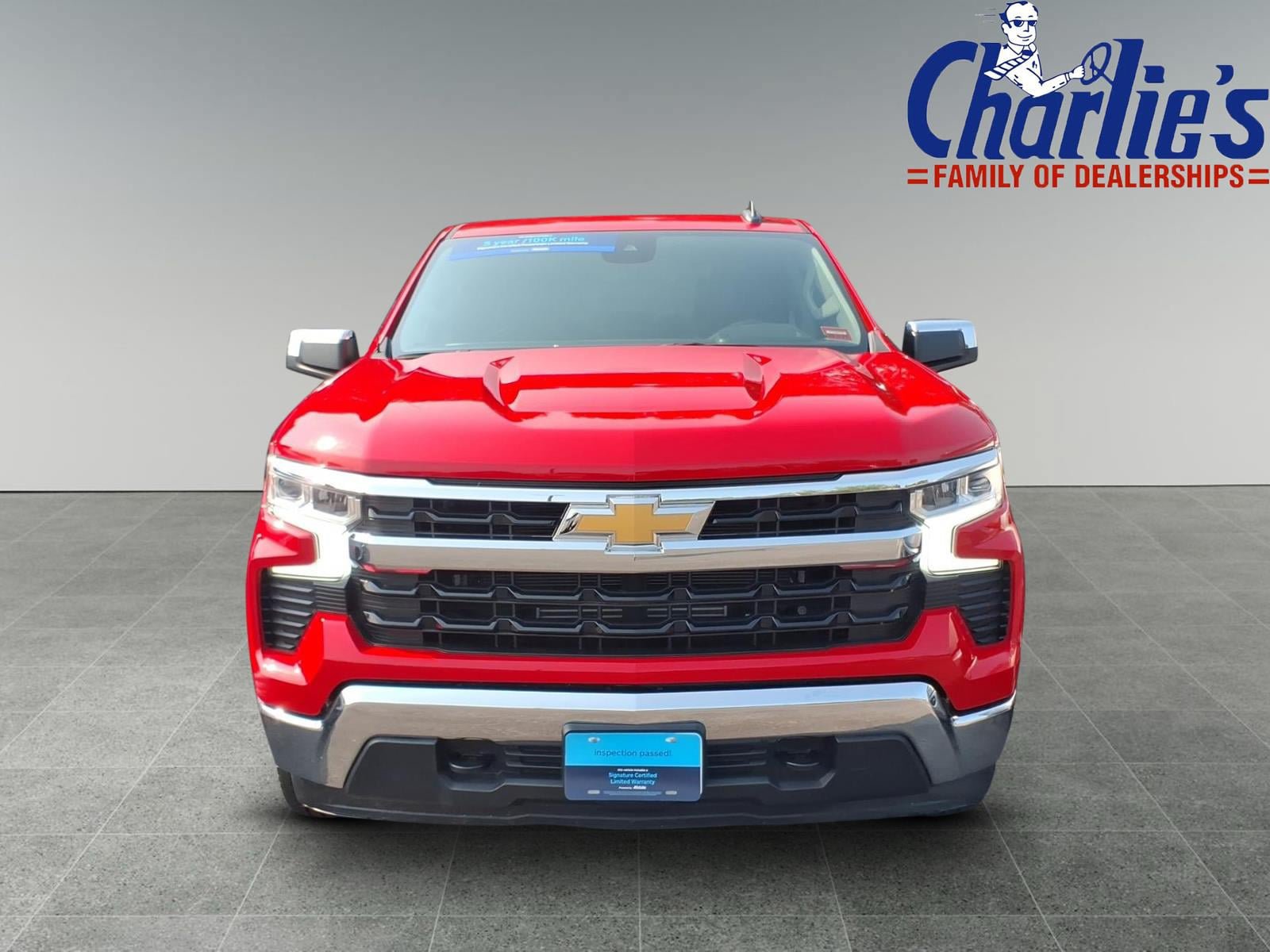 Used 2024 Chevrolet Silverado 1500 LT AWD/4WD image 2