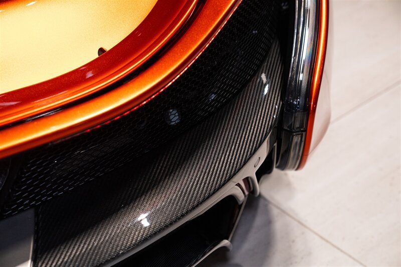 Used 2014 McLaren P1 RWD image 22