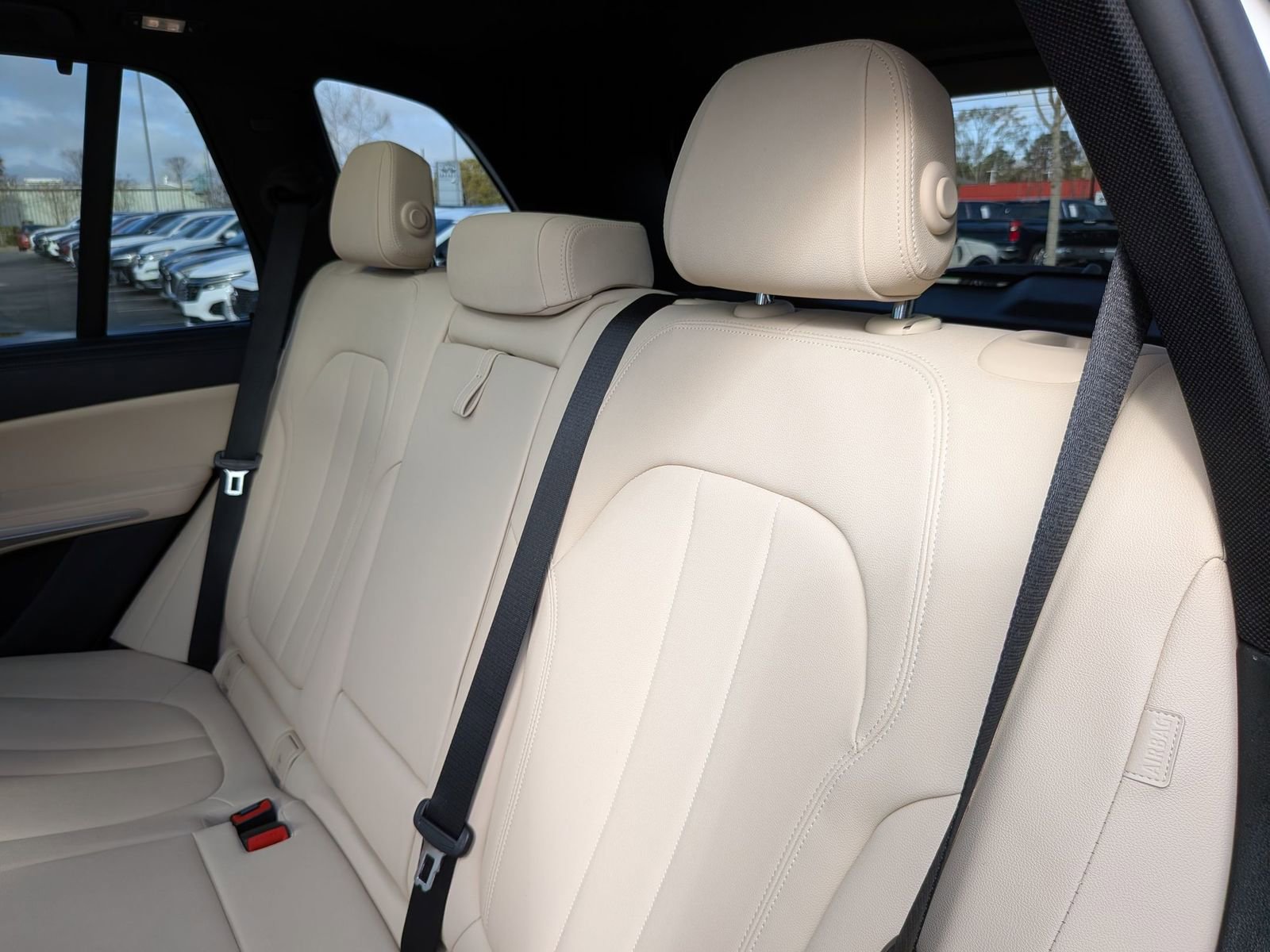 Used 2021 BMW X5 xDrive40i w/ Convenience Package image 31