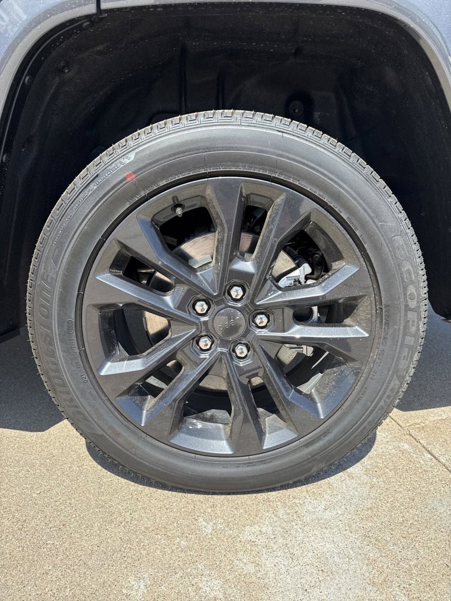 New 2026 Jeep Grand Cherokee L Limited AWD/4WD image 33