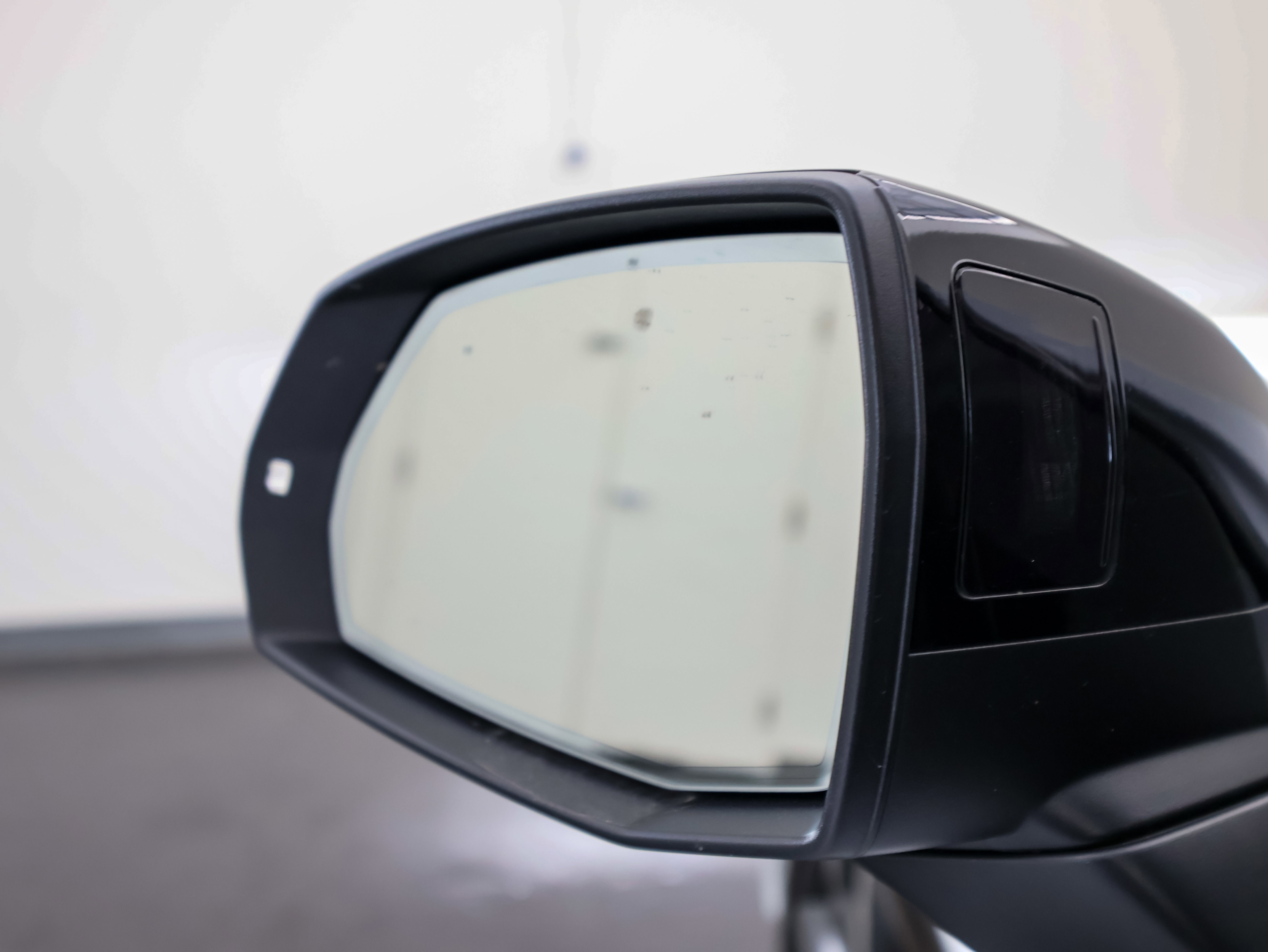 Used 2024 Audi SQ7 Premium Plus w/ Executive Package image 23