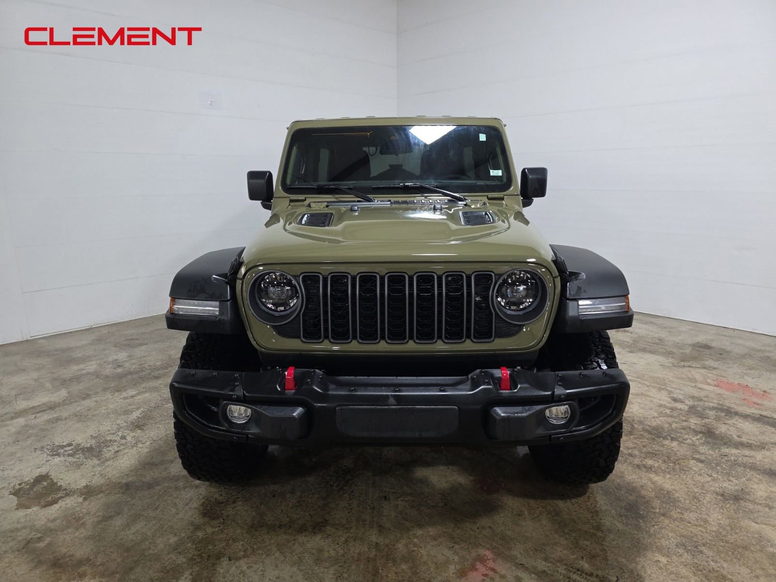 Used 2025 Jeep Wrangler Unlimited Rubicon w/ Steel Bumper Group image 2