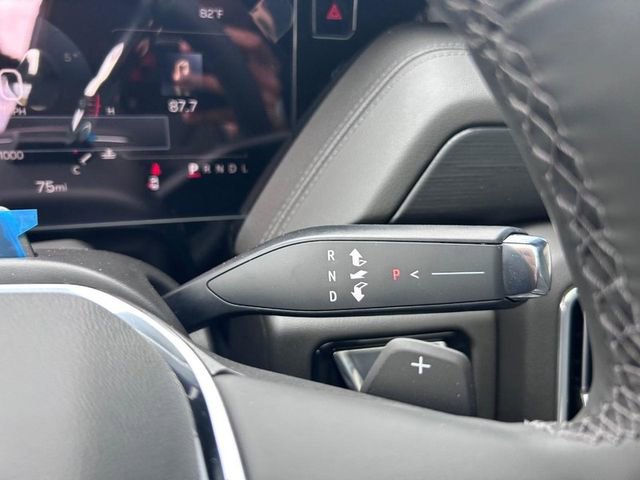 New 2025 GMC Yukon Denali w/ Denali Reserve Package image 19