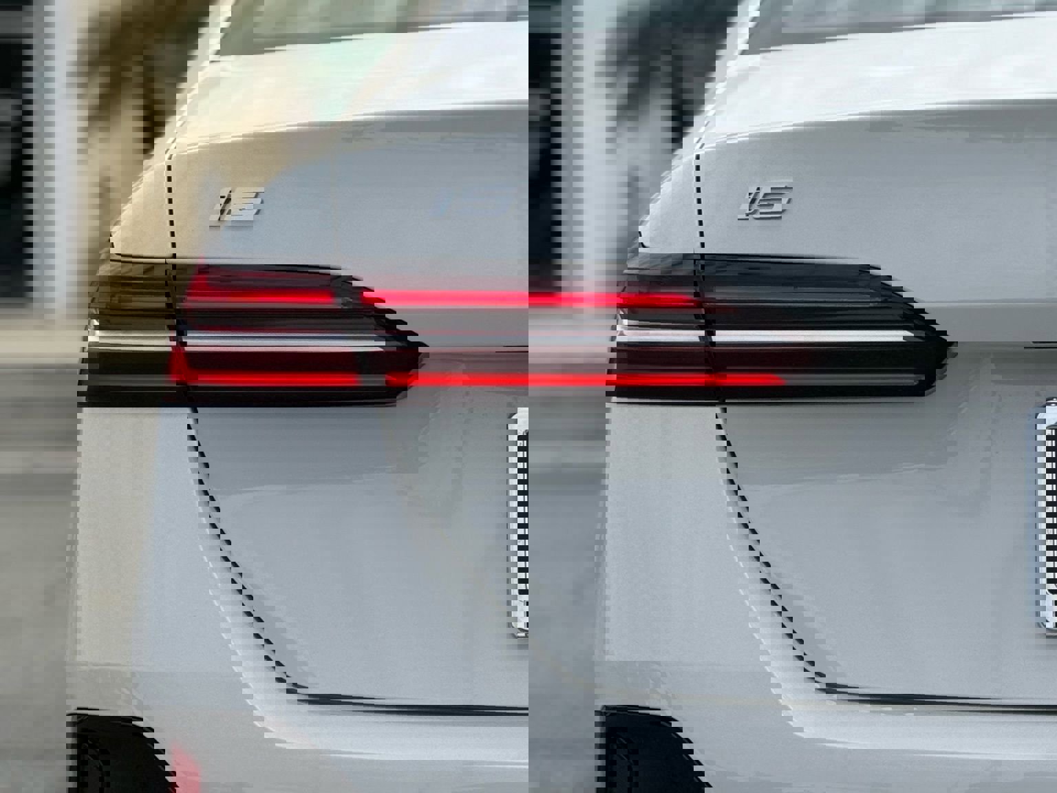 New 2026 BMW i5 eDrive40 w/ M Sport Package image 14