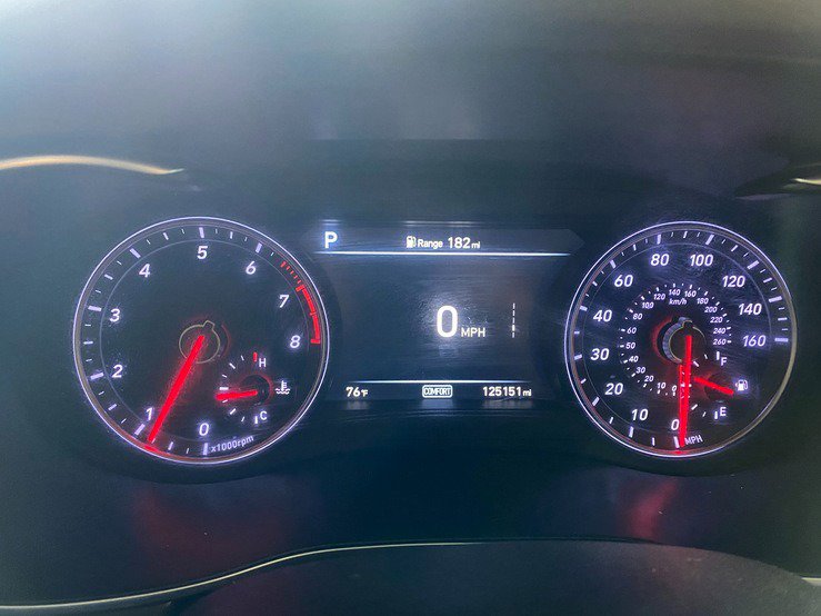Used 2020 Genesis G70 2.0T RWD image 22
