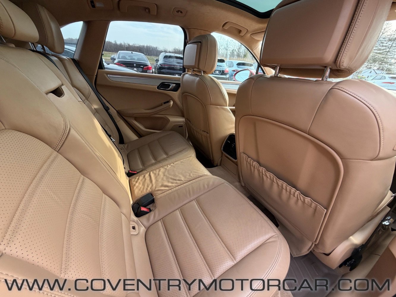 Used 2015 Porsche Macan Turbo image 39