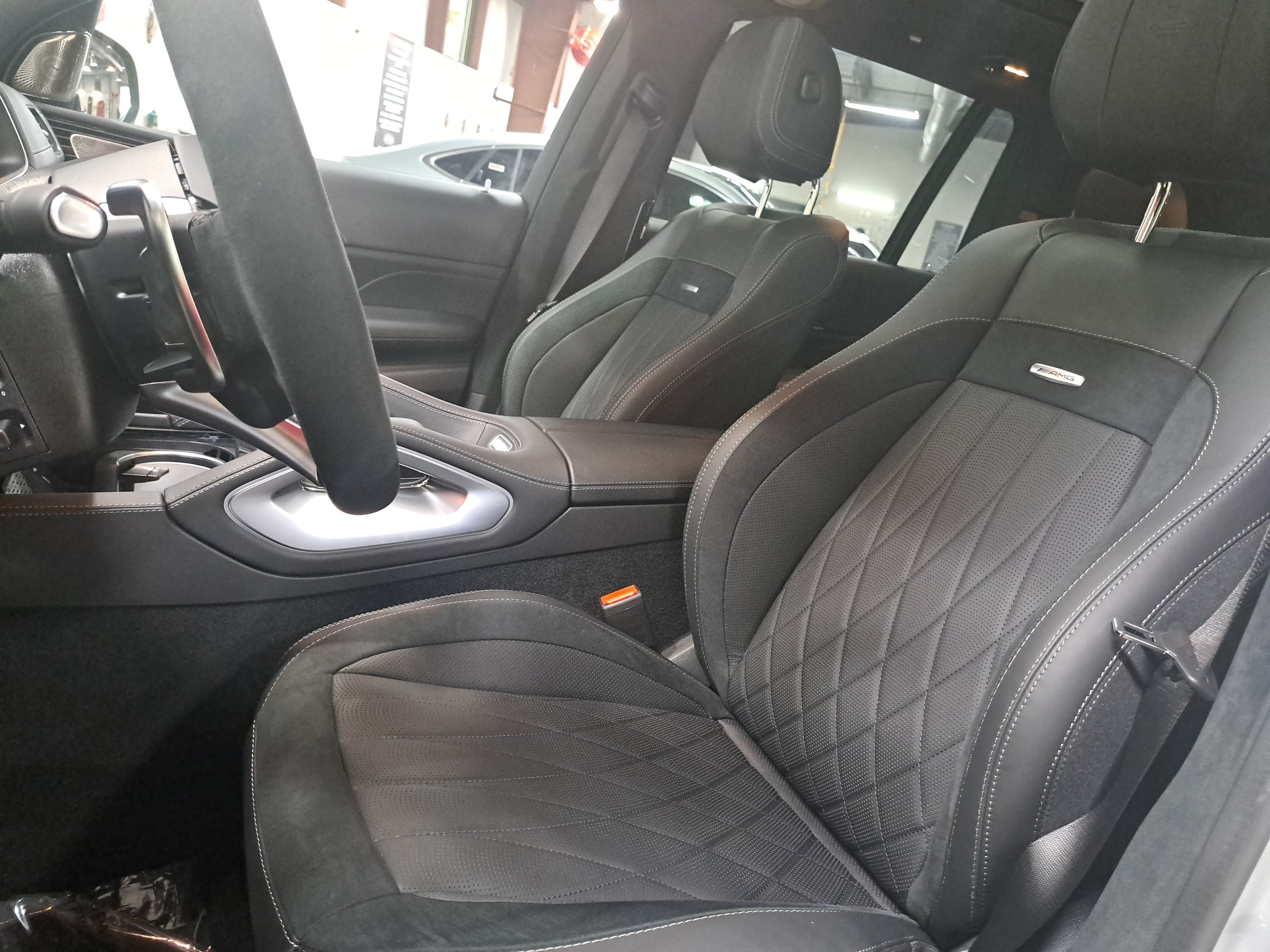 New 2026 Mercedes-Benz GLS 63 AMG 4MATIC image 16