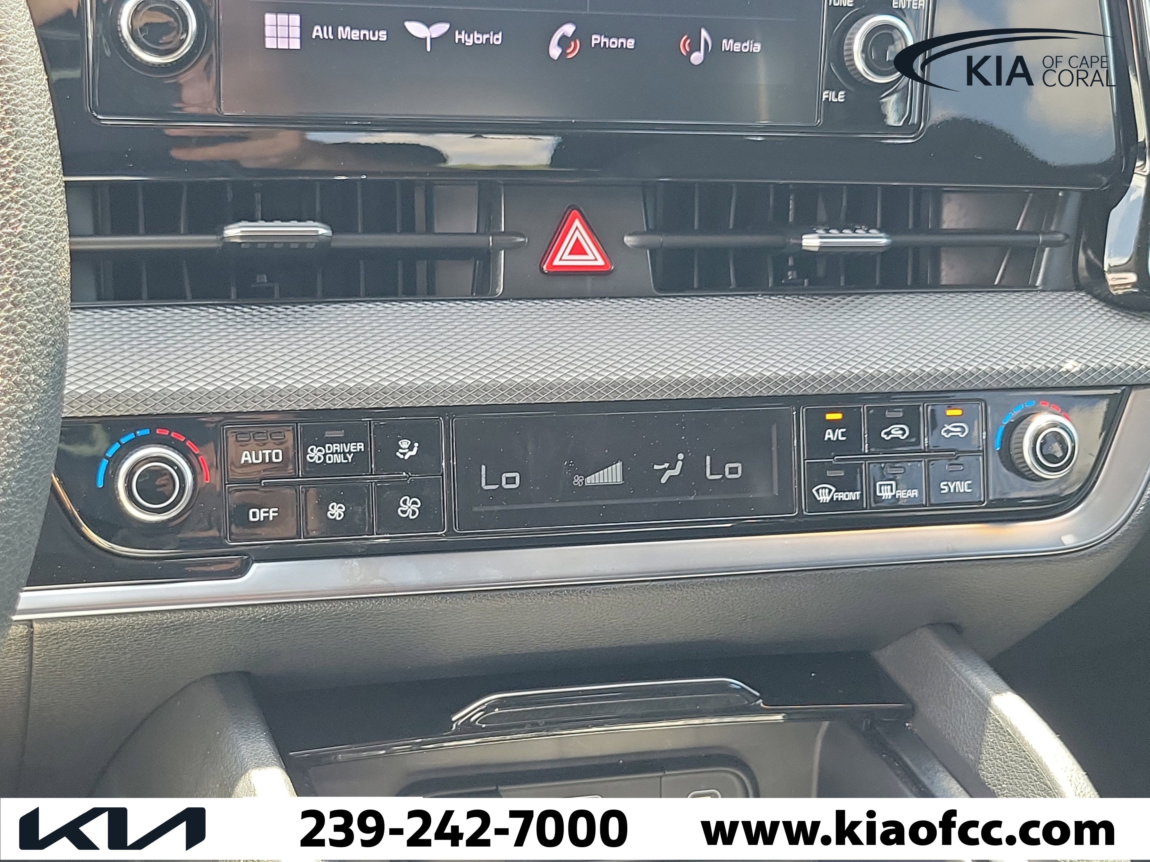 Certified 2025 Kia Sportage LX image 27