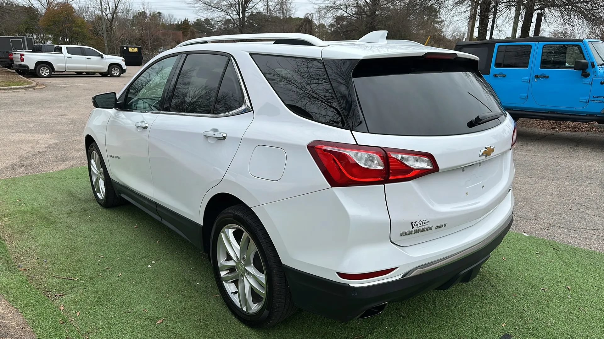 Used 2018 Chevrolet Equinox Premier FWD image 6