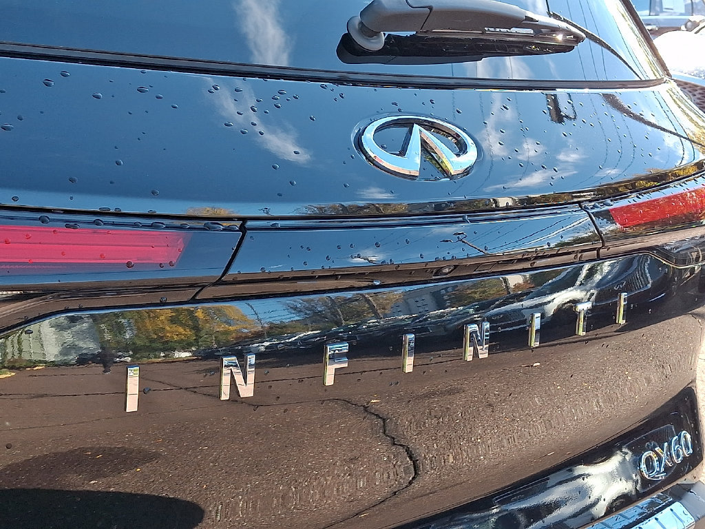 Certified 2023 INFINITI QX60 Luxe w/ Performance Audio Package AWD/4WD image 30