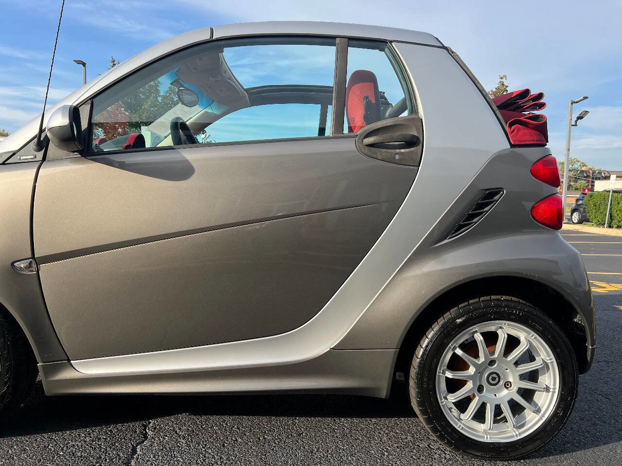 Used 2013 smart fortwo passion image 28