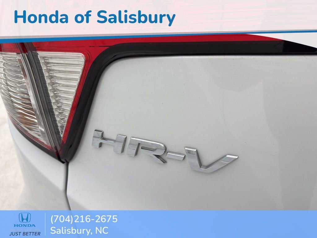 Used 2021 Honda HR-V LX image 8