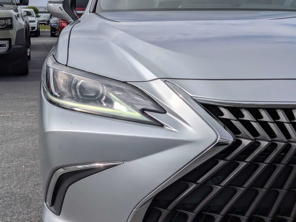 Used 2022 Lexus ES 350 w/ Premium Package FWD image 10