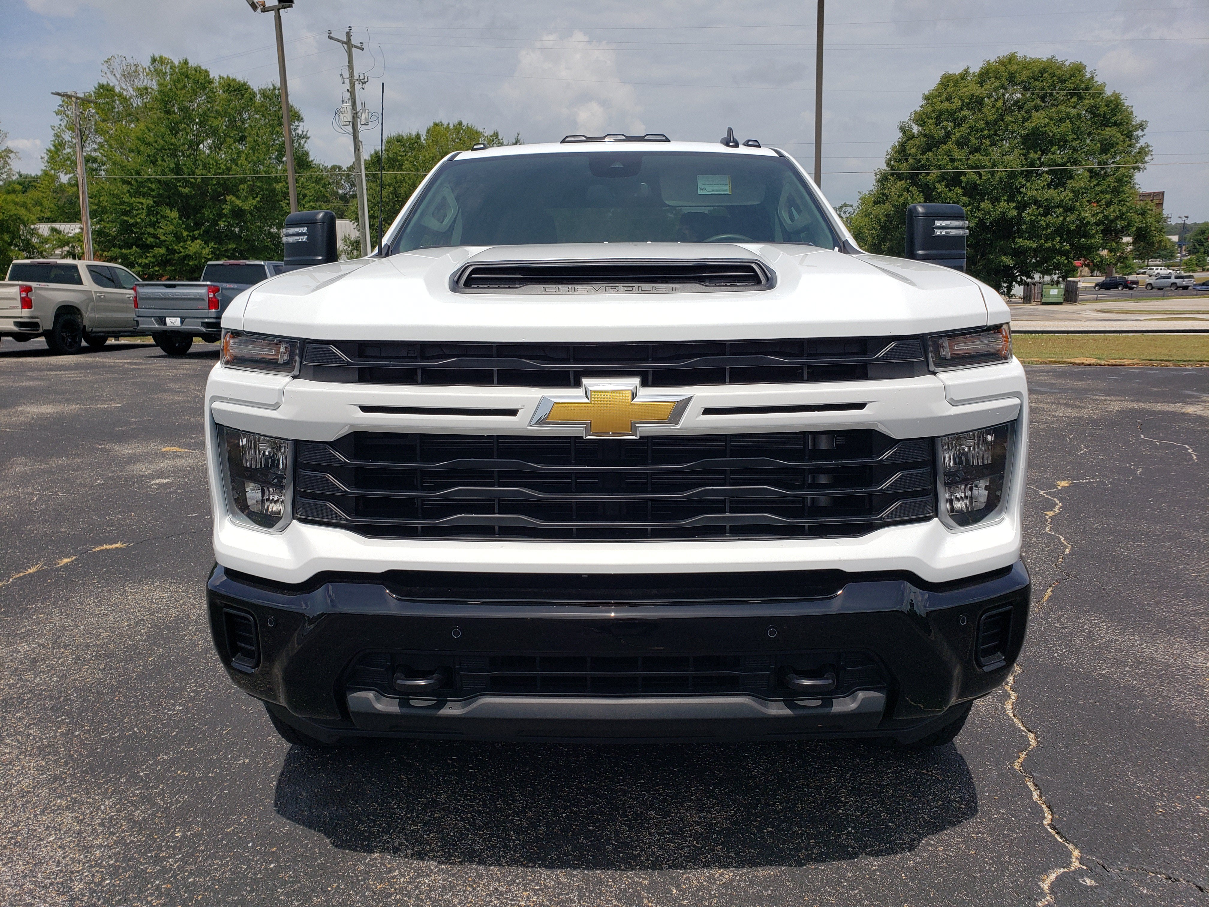New 2026 Chevrolet Silverado 2500 Custom w/ Custom Value Package AWD/4WD image 7