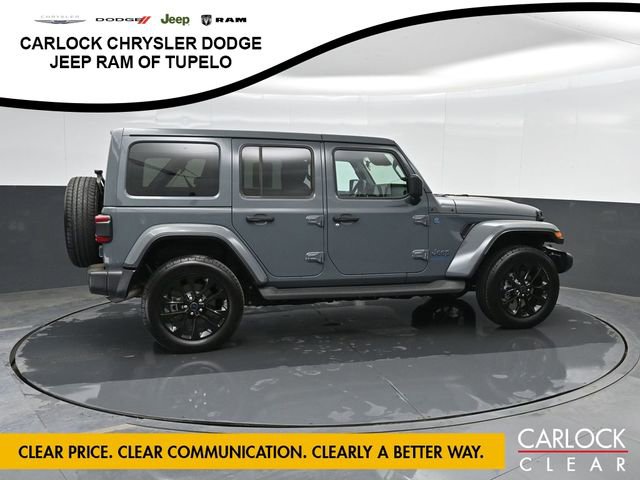 Used 2025 Jeep Wrangler Sahara image 4