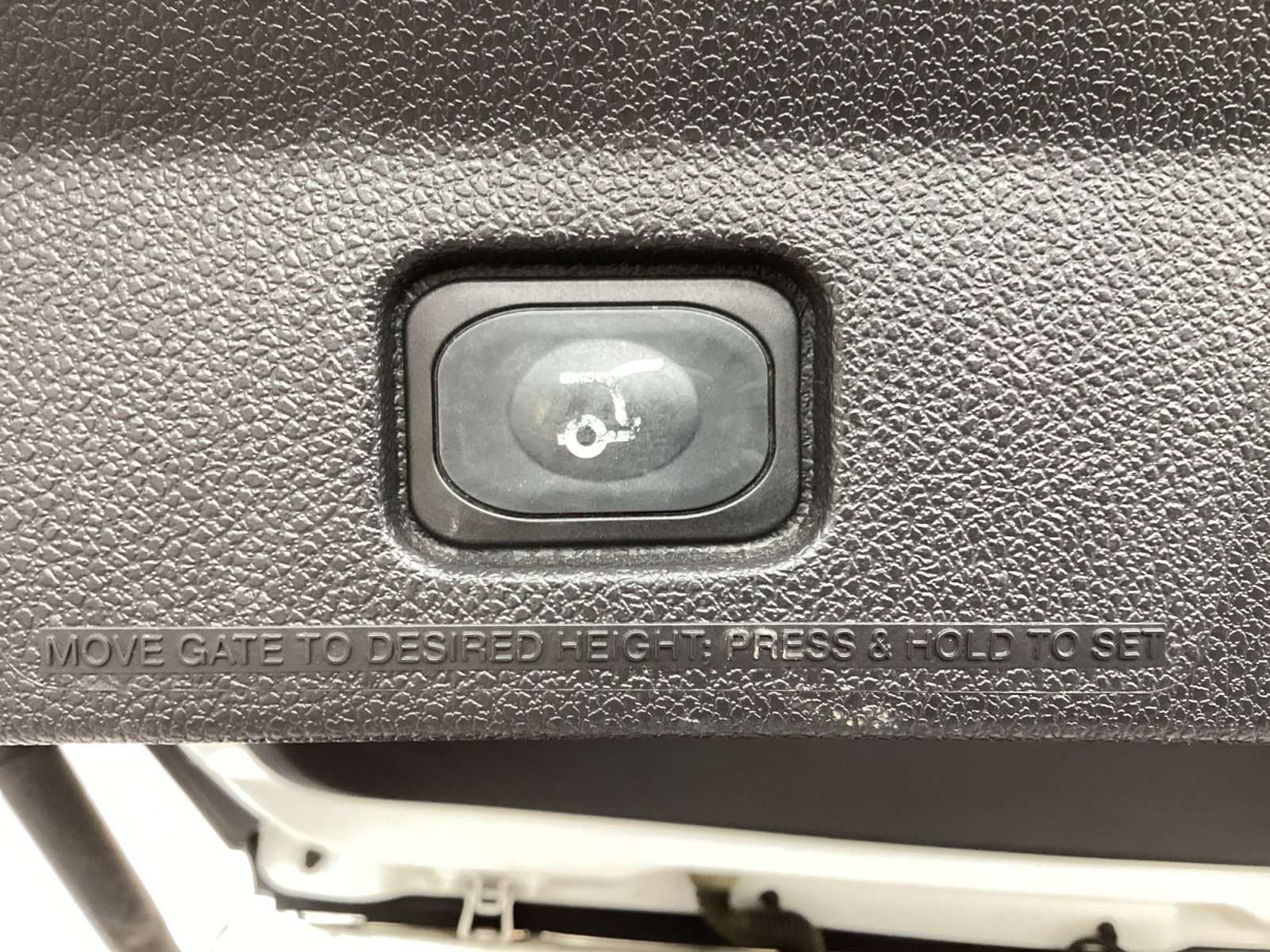 Used 2014 Ford Explorer Limited w/ Equipment Group 301A image 17