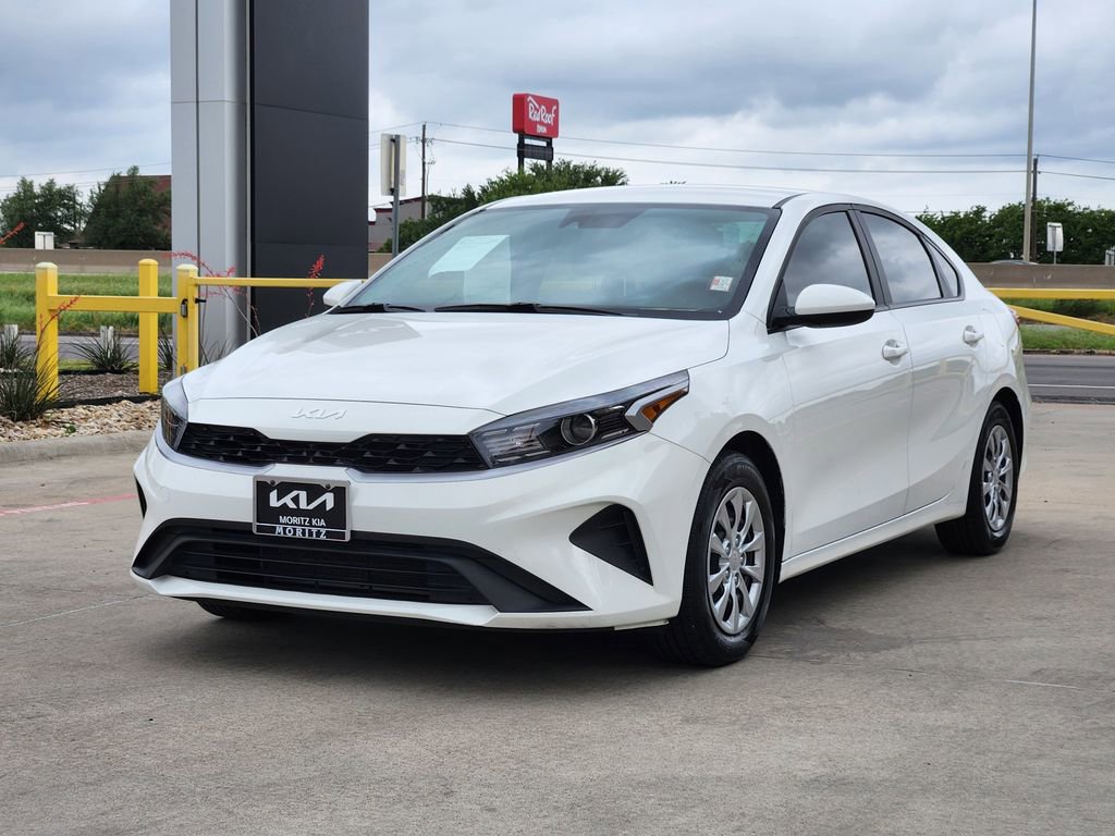 Certified 2024 Kia Forte LX image 3