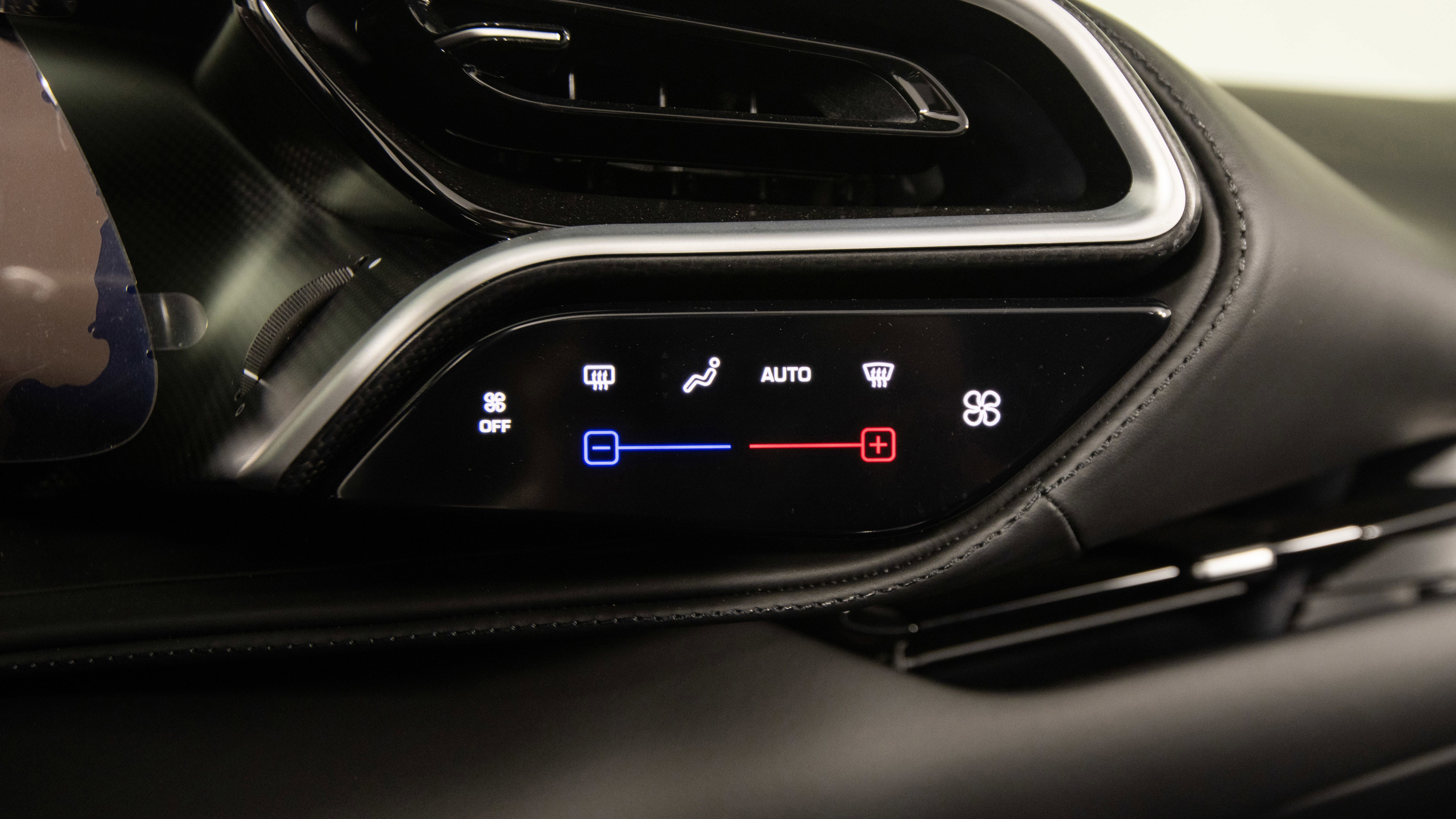 Certified 2024 Ferrari 296 GTS RWD image 44
