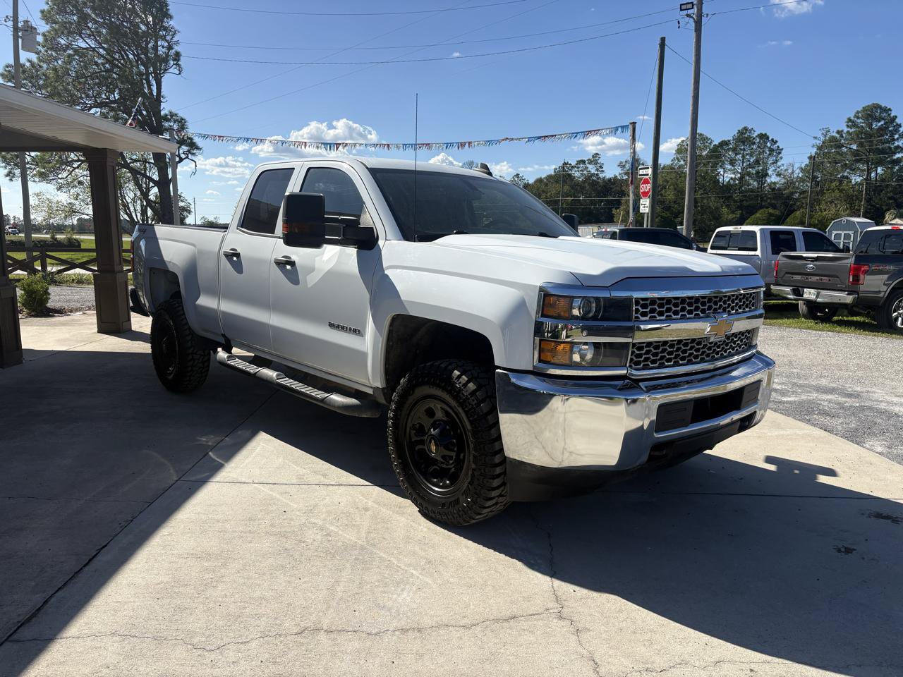Used 2019 Chevrolet Silverado 2500 W/T AWD/4WD image 3