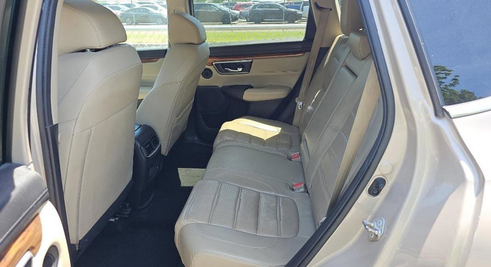 Used 2017 Honda CR-V Touring image 17
