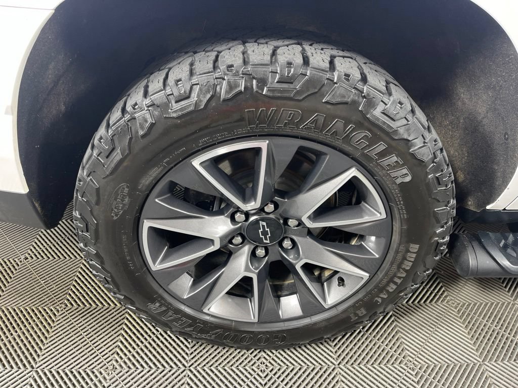 Used 2021 Chevrolet Tahoe Z71 AWD/4WD image 3