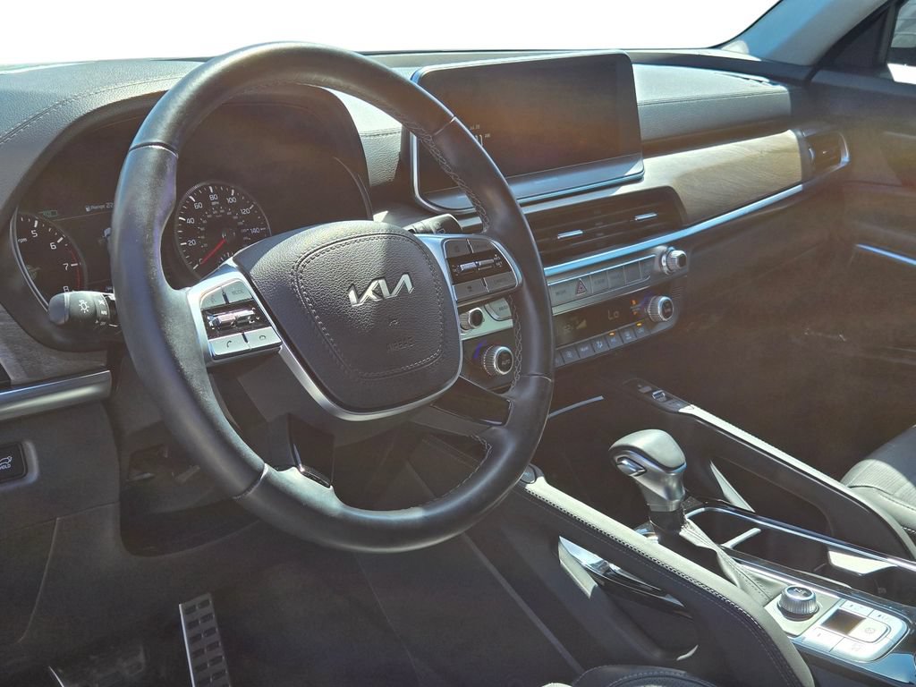 Certified 2022 Kia Telluride SX w/ SX Prestige Package AWD/4WD image 47