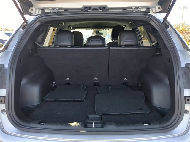 Used 2024 Jeep Compass Latitude image 12