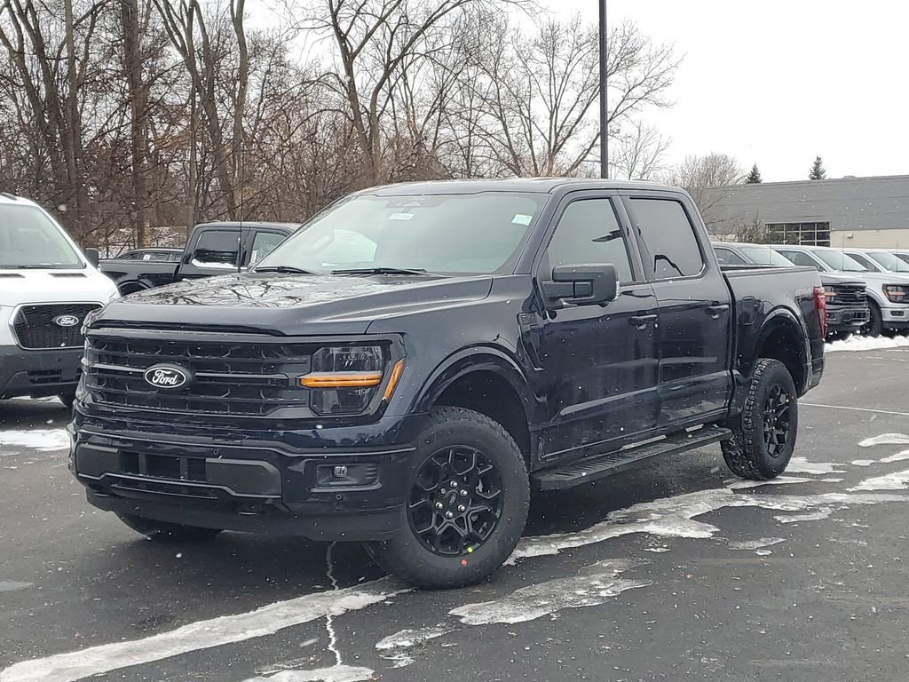 New 2025 Ford F150 XLT w/ Equipment Group 302A MID