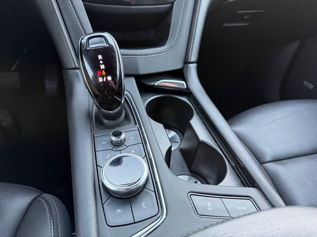 Used 2023 Cadillac XT6 Premium Luxury image 17