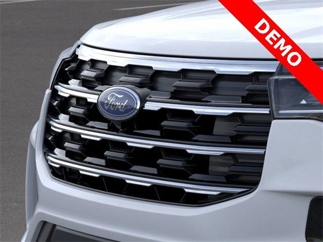 New 2026 Ford Explorer Active w/ Active Comfort Package image 17