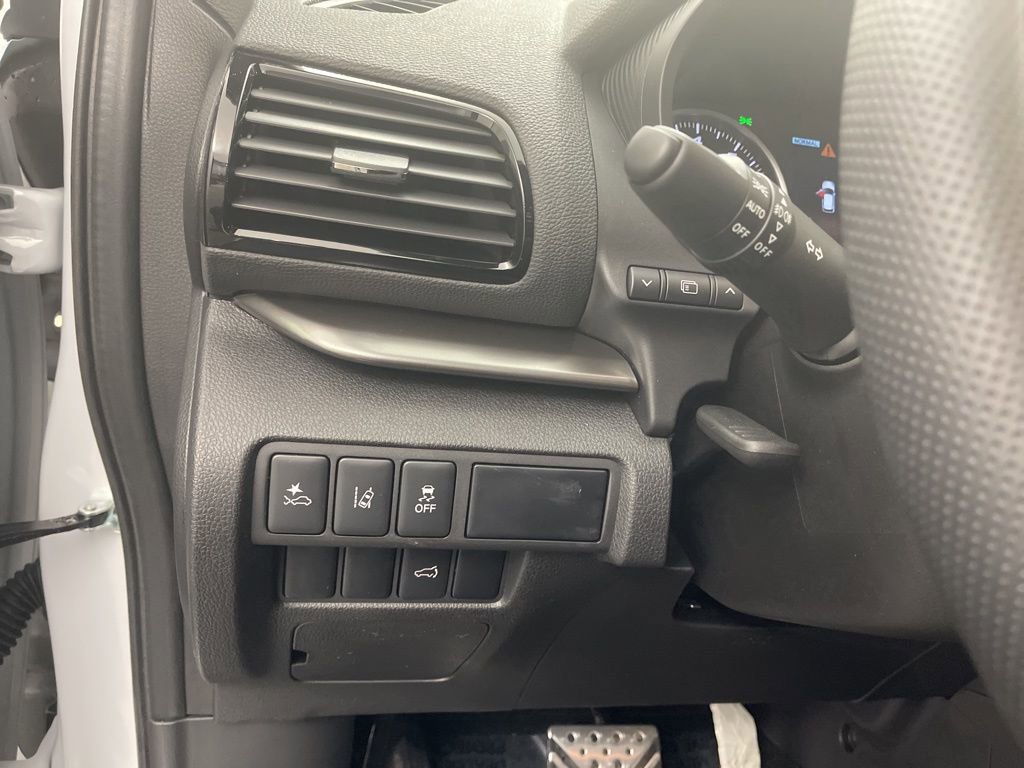 New 2026 Mitsubishi Eclipse Cross Black Edition image 7