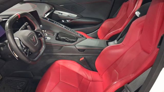 Used 2023 Chevrolet Corvette Stingray Convertible RWD image 9